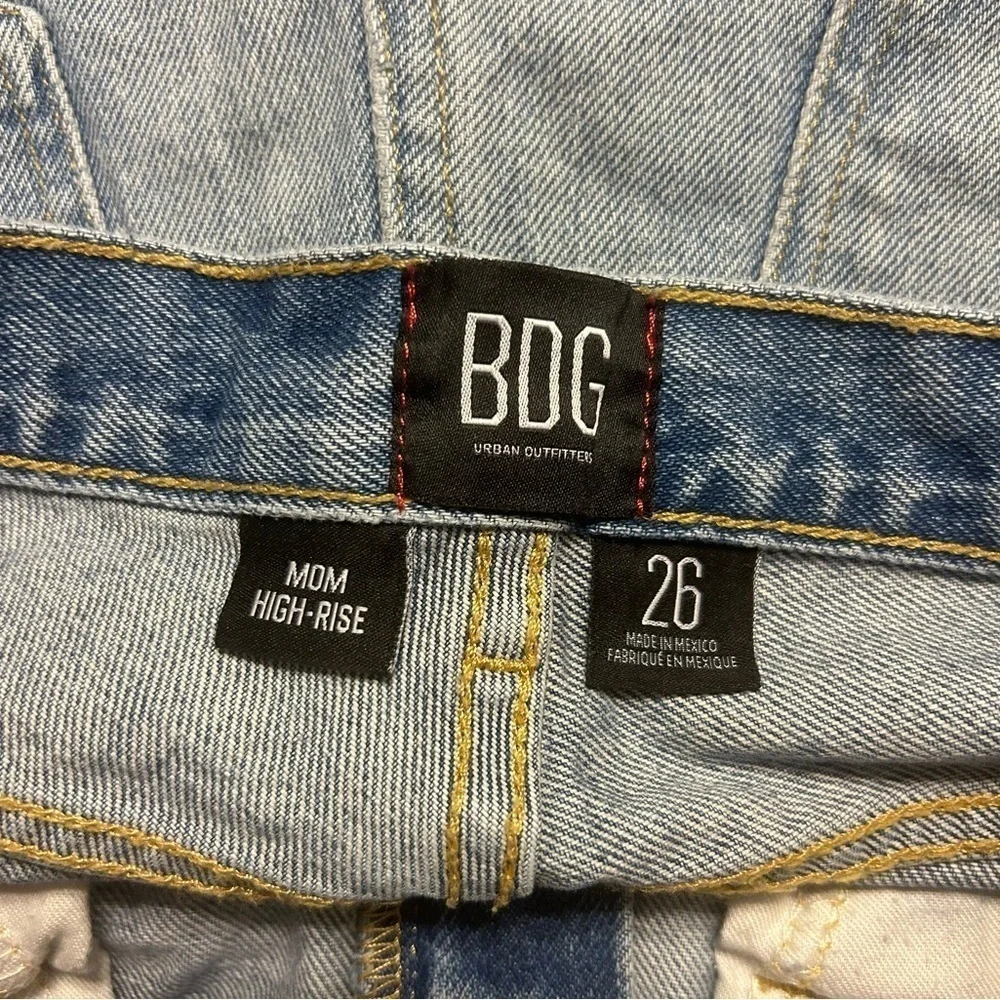 Mom high rise Jean shorts size 26